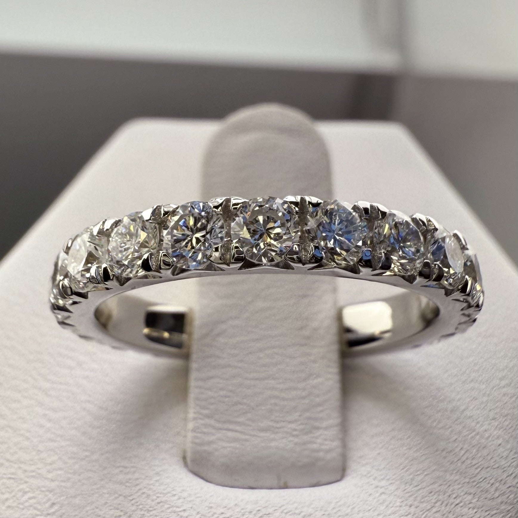 Round Diamond French Pavé Wedding Band | 1.75cttw | 14K White Gold 3mm