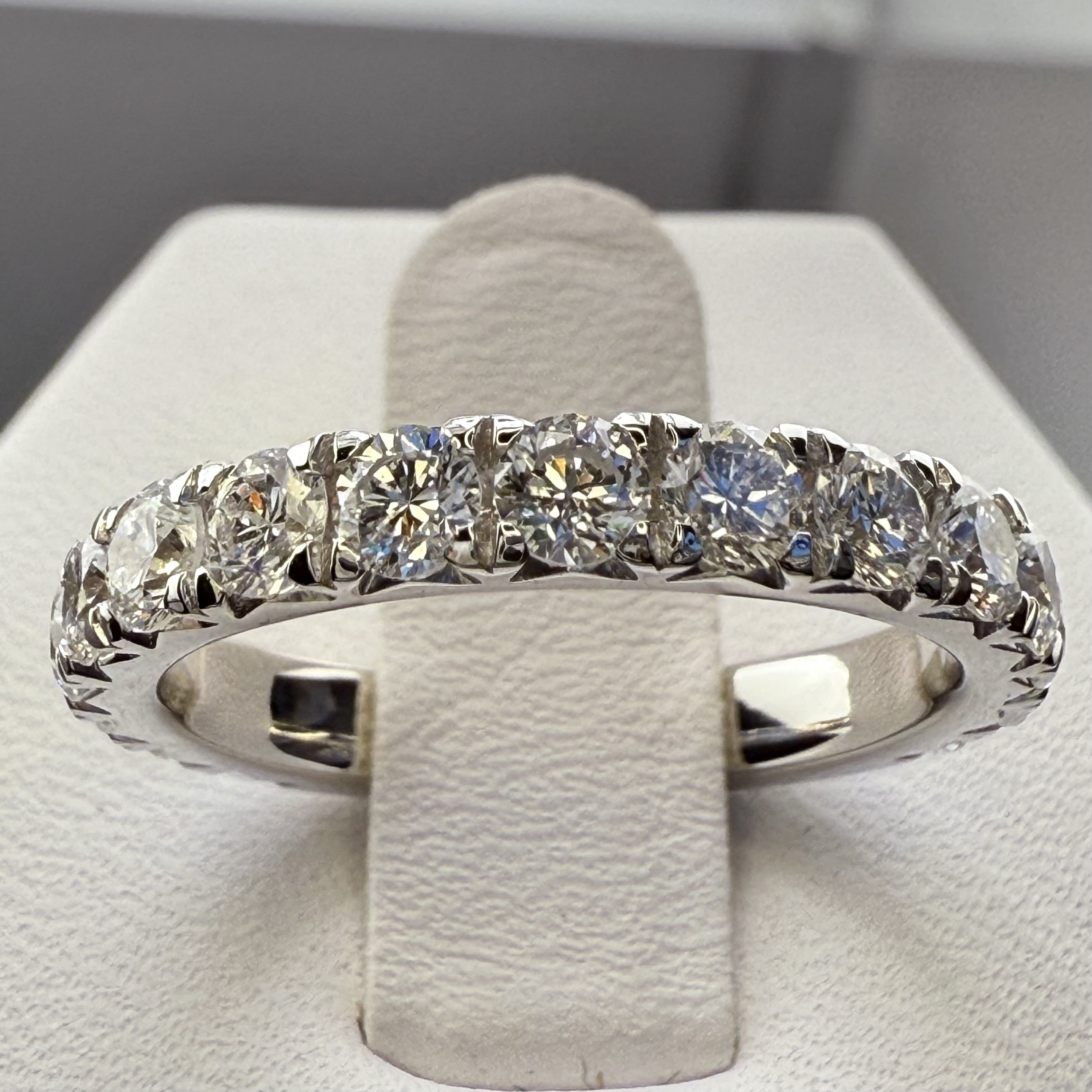 Round Diamond French Pavé Wedding Band | 1.75cttw | 14K White Gold 3mm