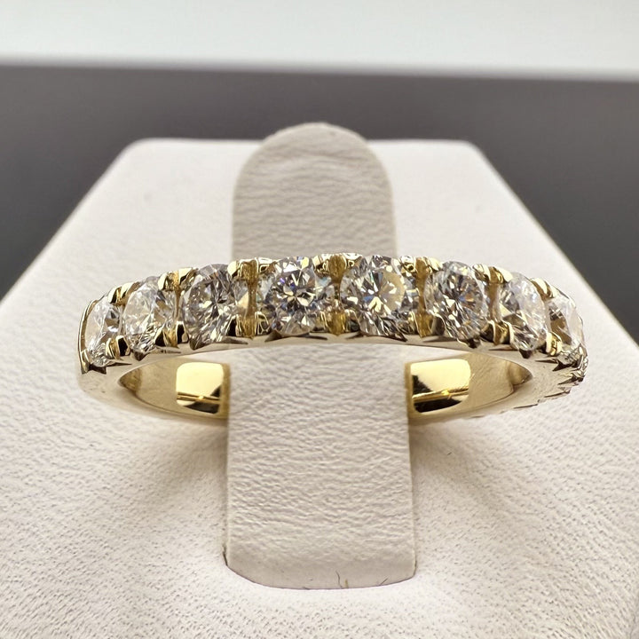 Round Diamond French Pavé Wedding Band | 1.75cttw | 14K Yellow Gold 3mm