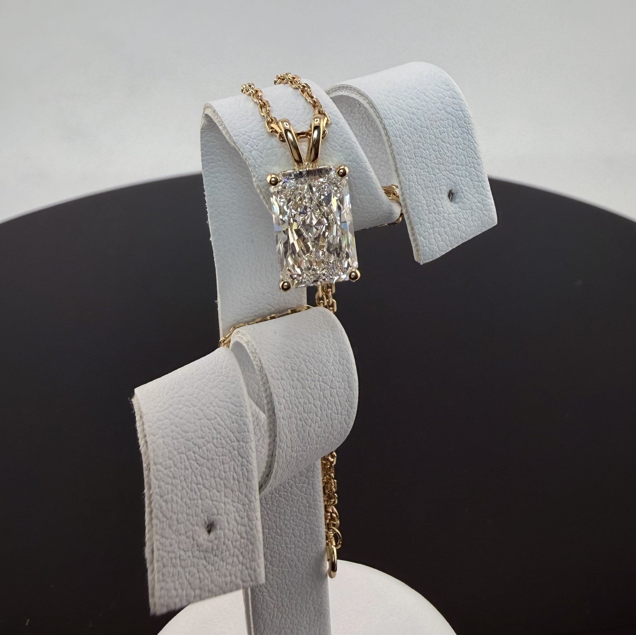 Radiant Cut Lab Grown Diamond Pendant Necklace | 3ct IGI Certified | 14K Yellow Gold 16"