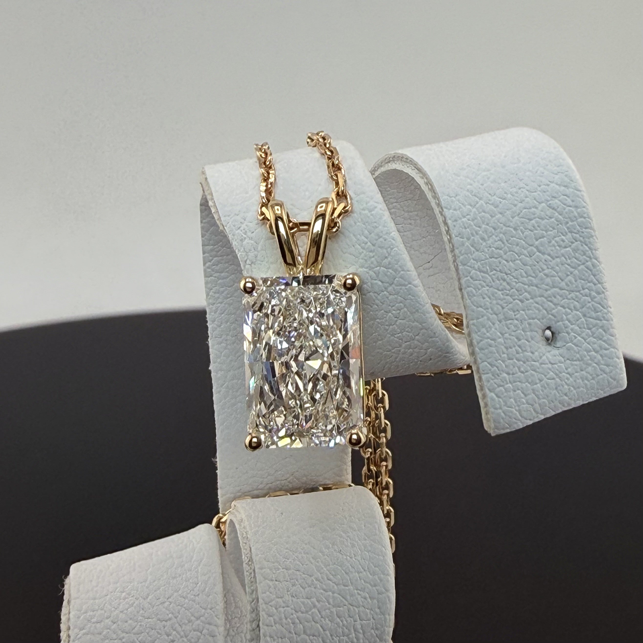 Radiant Cut Lab Grown Diamond Pendant Necklace | 3ct IGI Certified | 14K Yellow Gold 16"