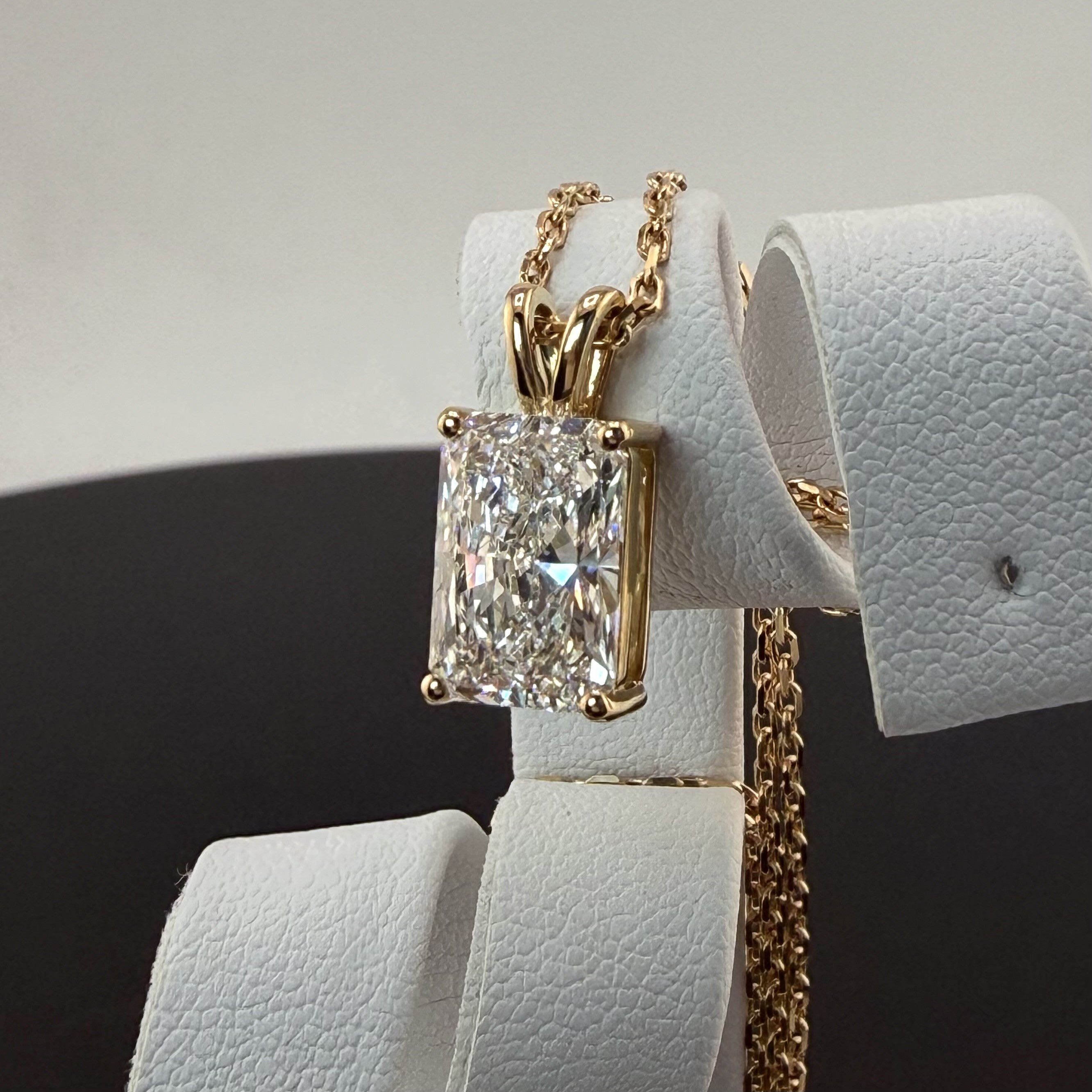 Radiant Cut Lab Grown Diamond Pendant Necklace | 3ct IGI Certified | 14K Yellow Gold 16"