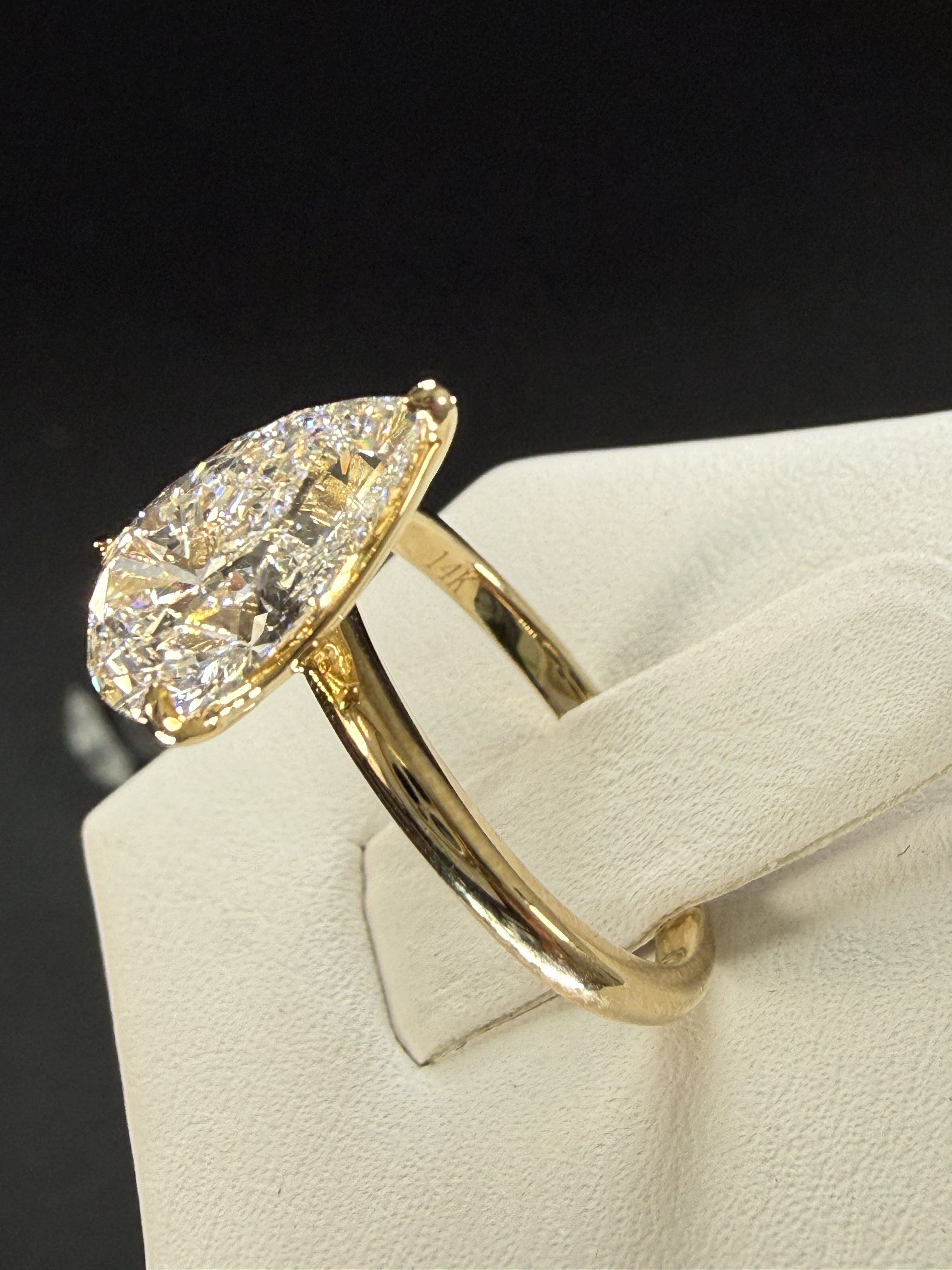 Pear Lab Grown Diamond Engagement Ring | 2ct IGI Certified | 14K Yellow Gold Solitaire