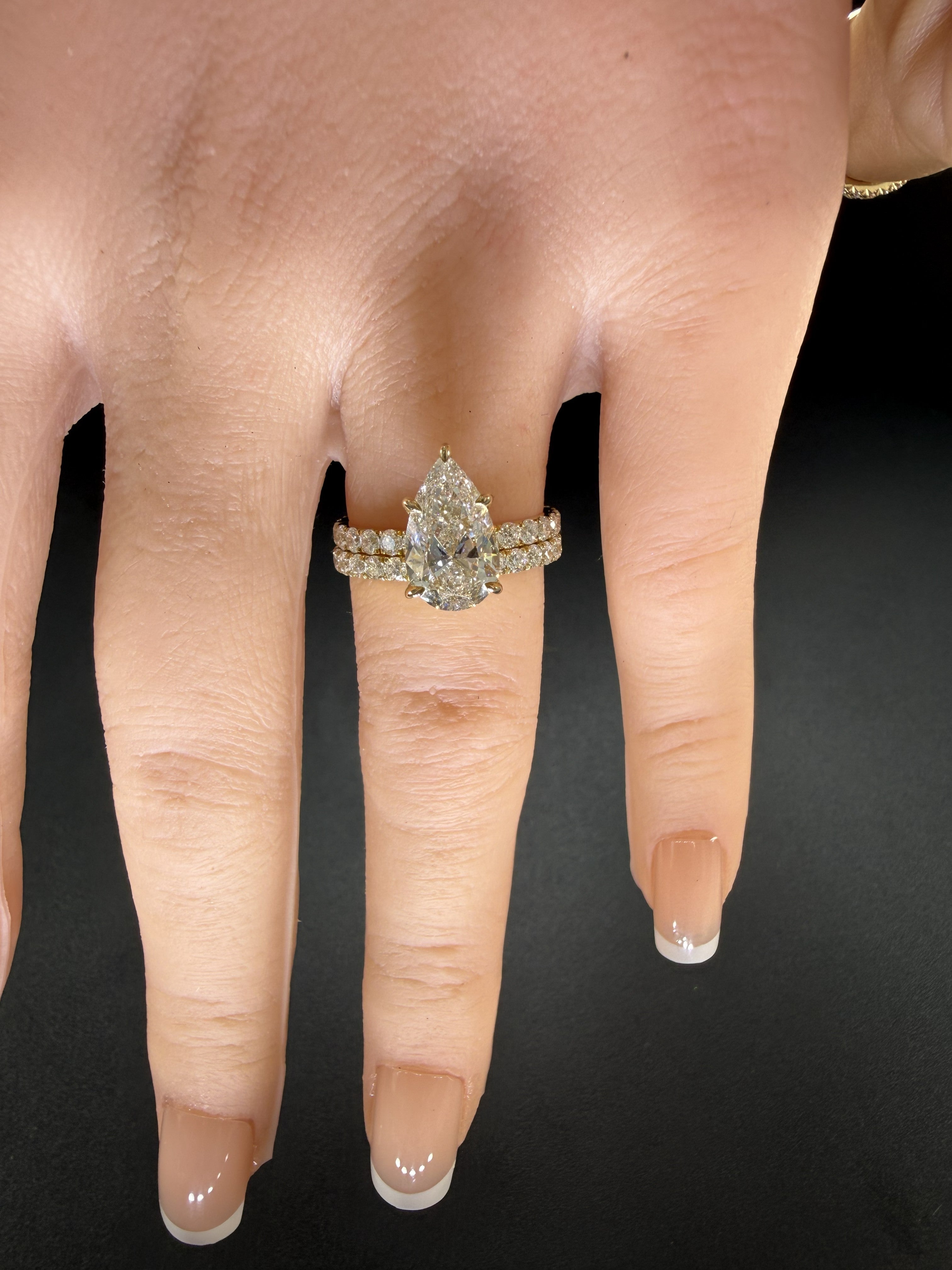 Pear Lab Grown Diamond Engagement Ring | 2ct IGI Certified | 14K Yellow Gold