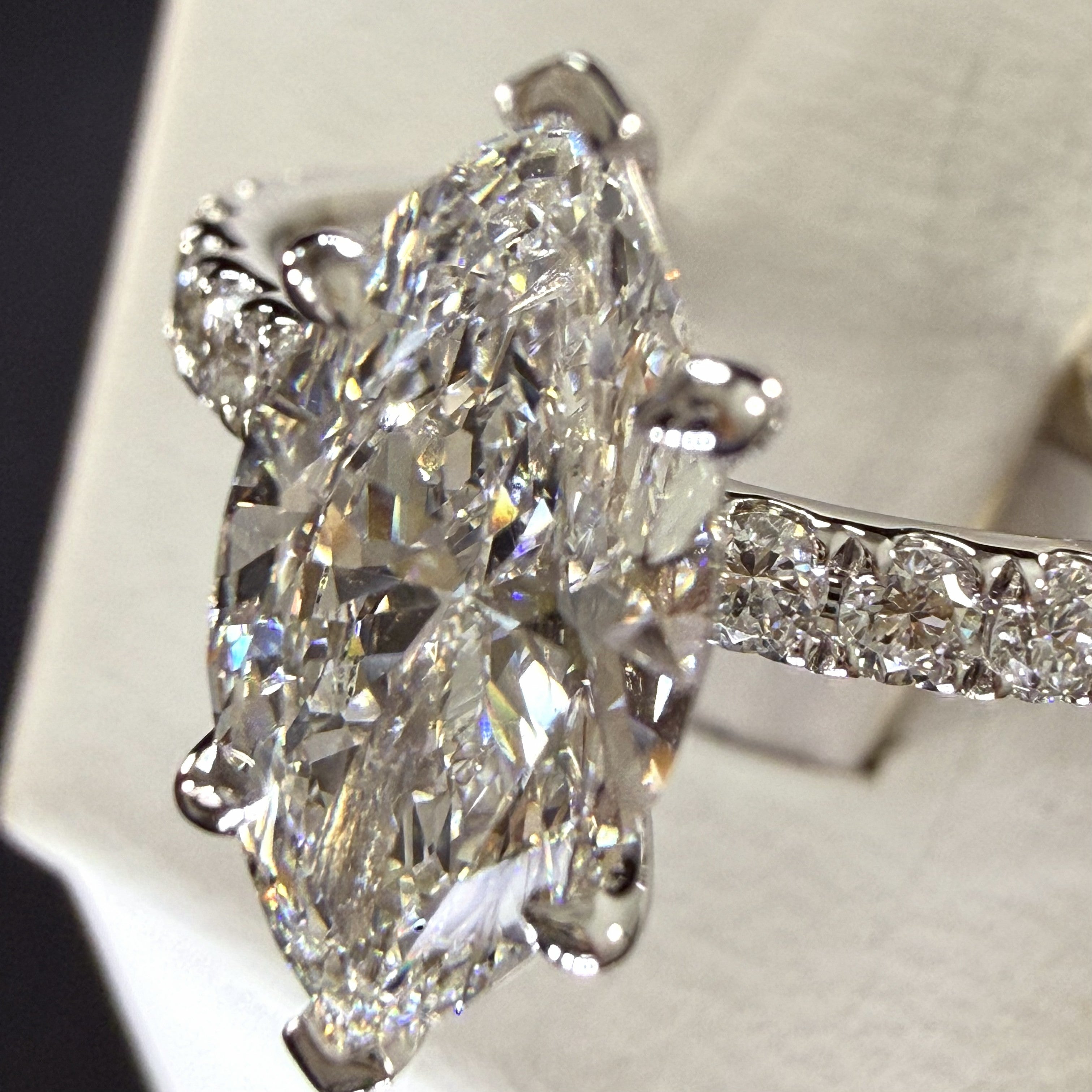 diamond engagement ring