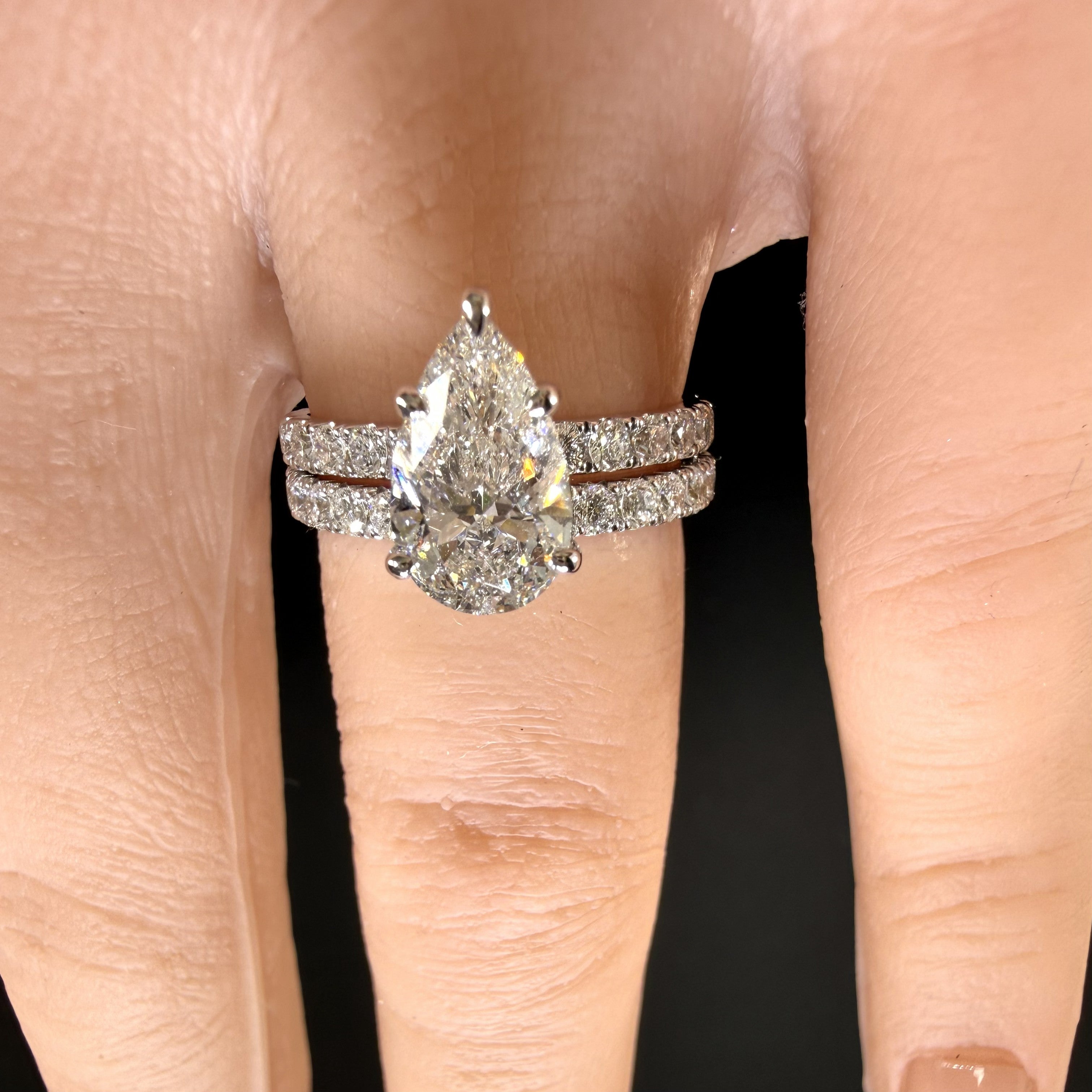 Pear Lab Grown Diamond Engagement Ring | 3.55ct IGI Certified | 14K Yellow Gold