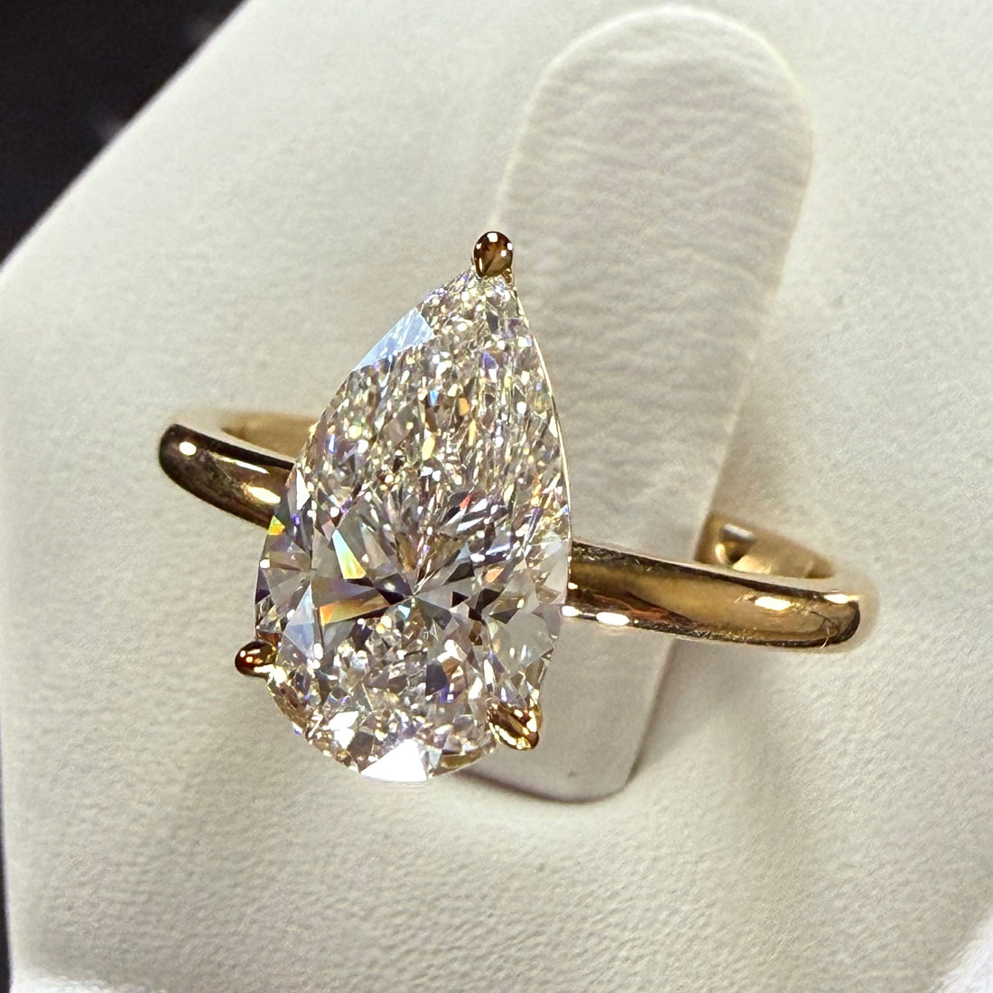 Pear Lab Grown Diamond Engagement Ring | 1.5ct IGI Certified | 14K Yellow Gold