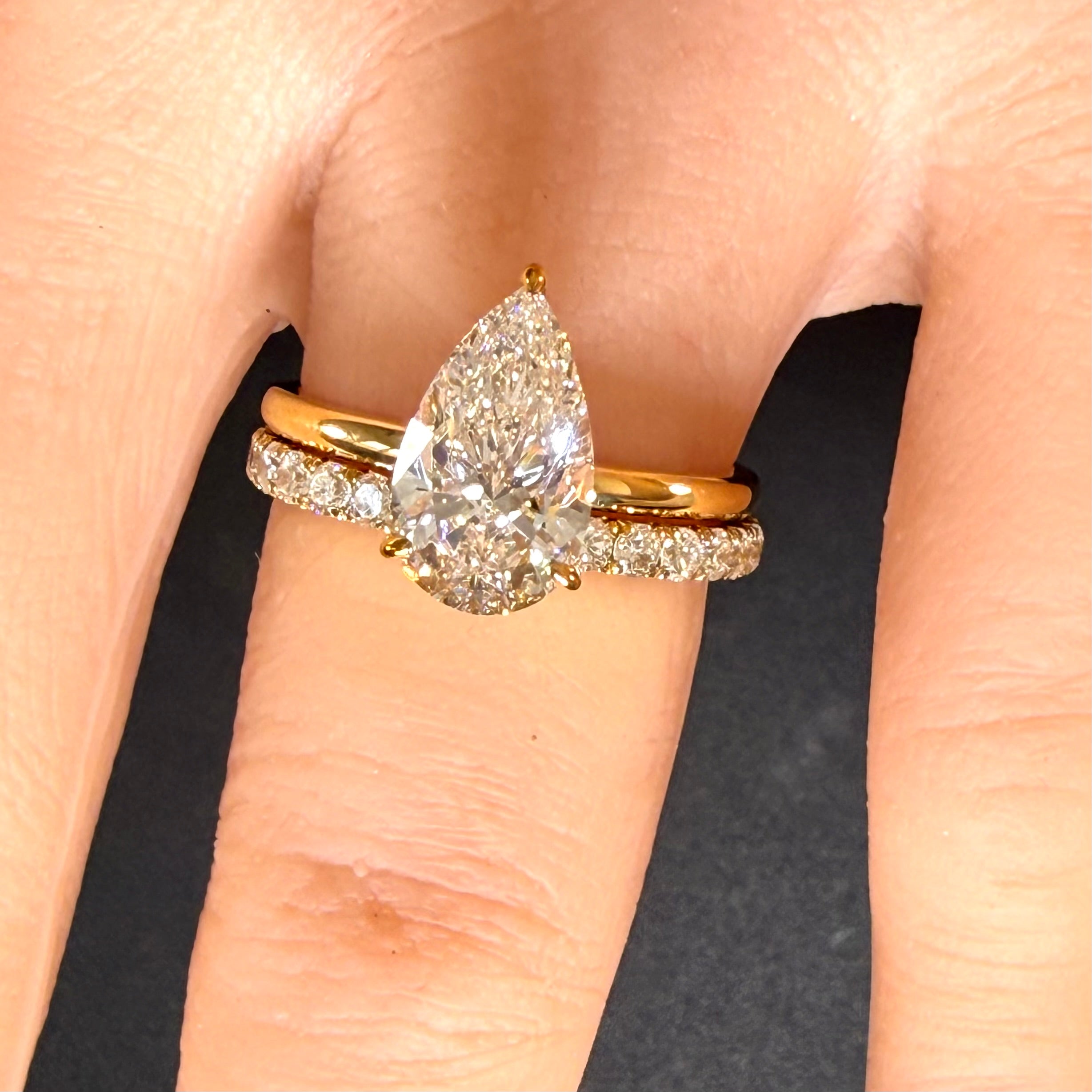 Pear Lab Grown Diamond Engagement Ring | 1.5ct IGI Certified | 14K Yellow Gold