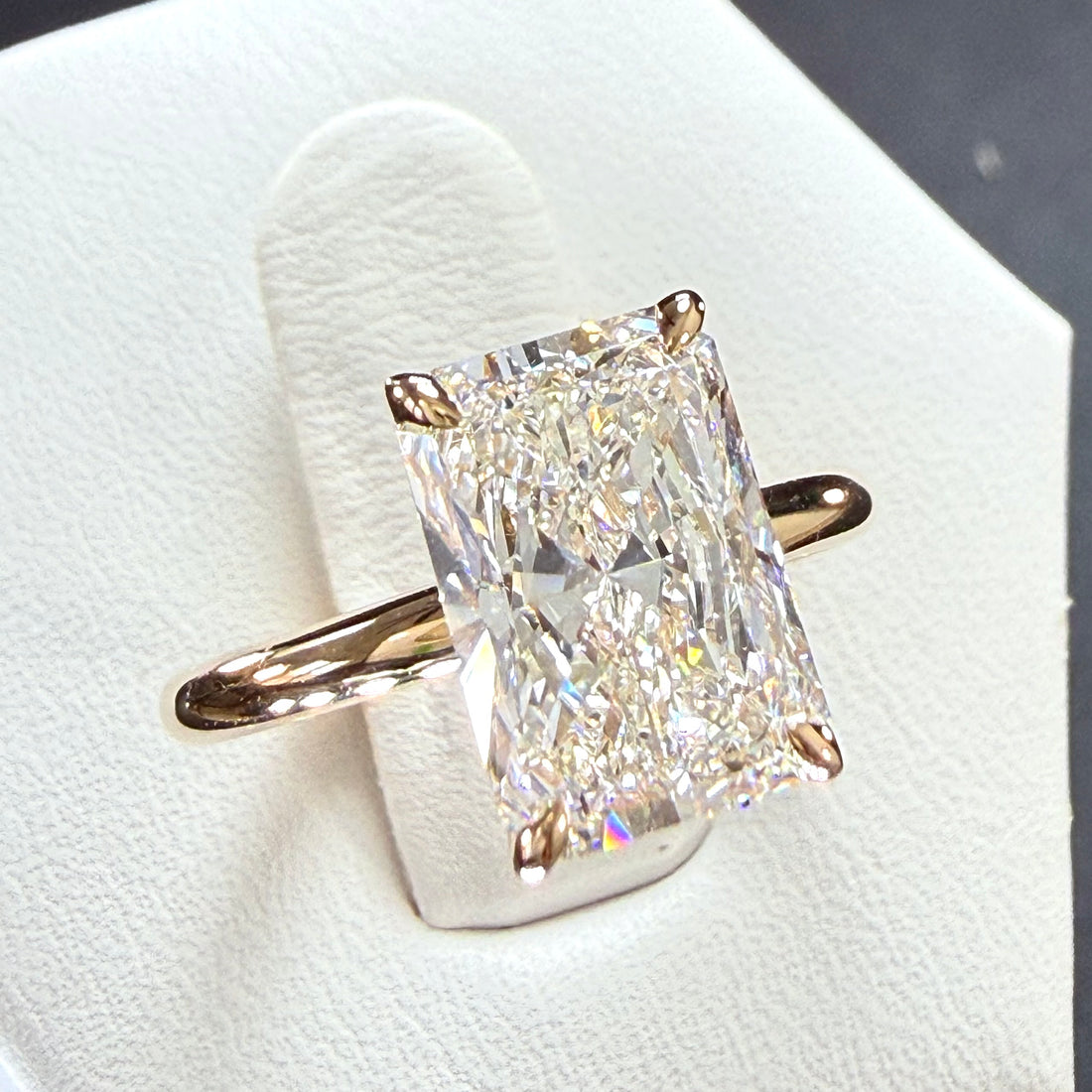 1.5 ct Radiant Cut Lab-Grown Diamond