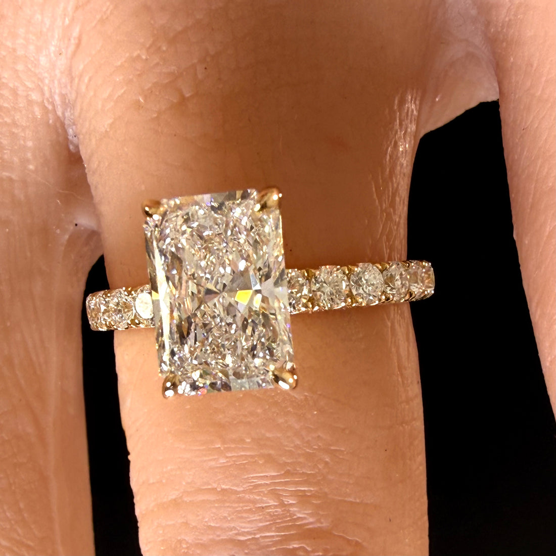 Radiant Cut Lab Grown Diamond Engagement Ring | 2.75ct IGI Certified | 14K Yellow Gold