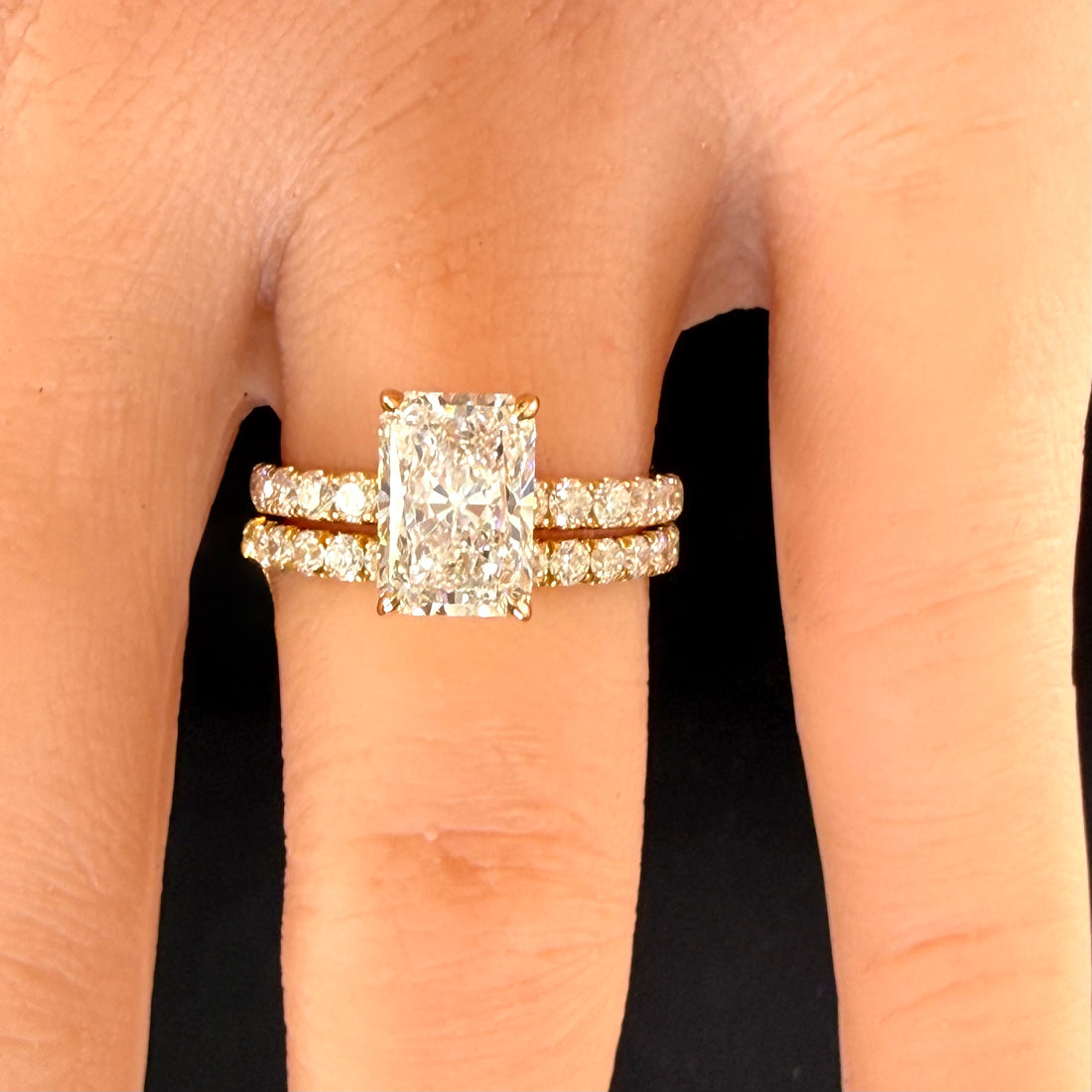 Radiant Cut Lab Grown Diamond Engagement Ring | 2.75ct IGI Certified | 14K Yellow Gold