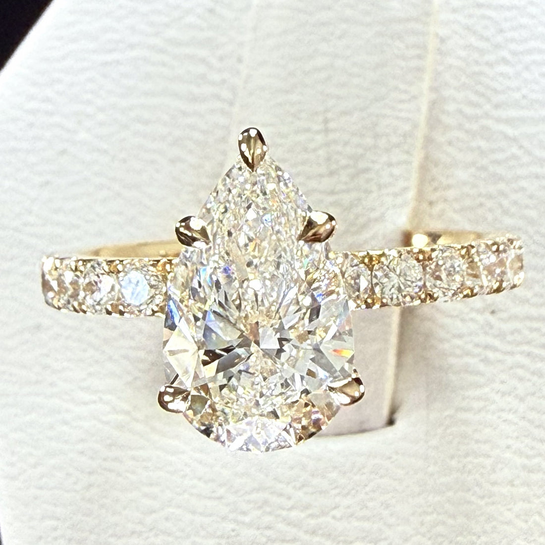 2.28 ct Total Weight Pear Cut Diamond IGI Certified 14K Yellow Gold Engagement Ring