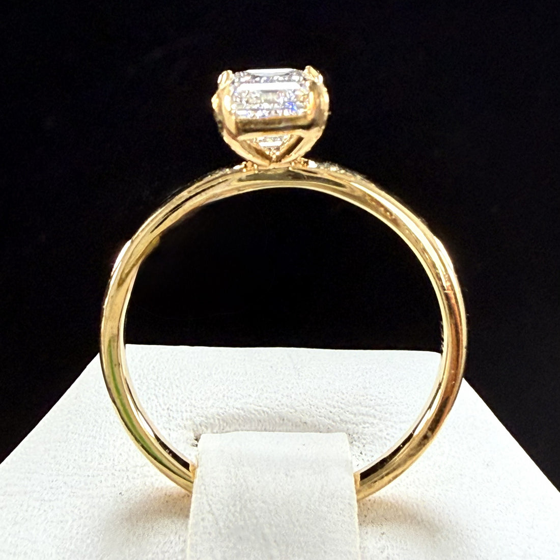 Elongated Emerald Cut Lab Grown Diamond Engagement Ring | 1.5ct IGI Certified | 14K Yellow Gold