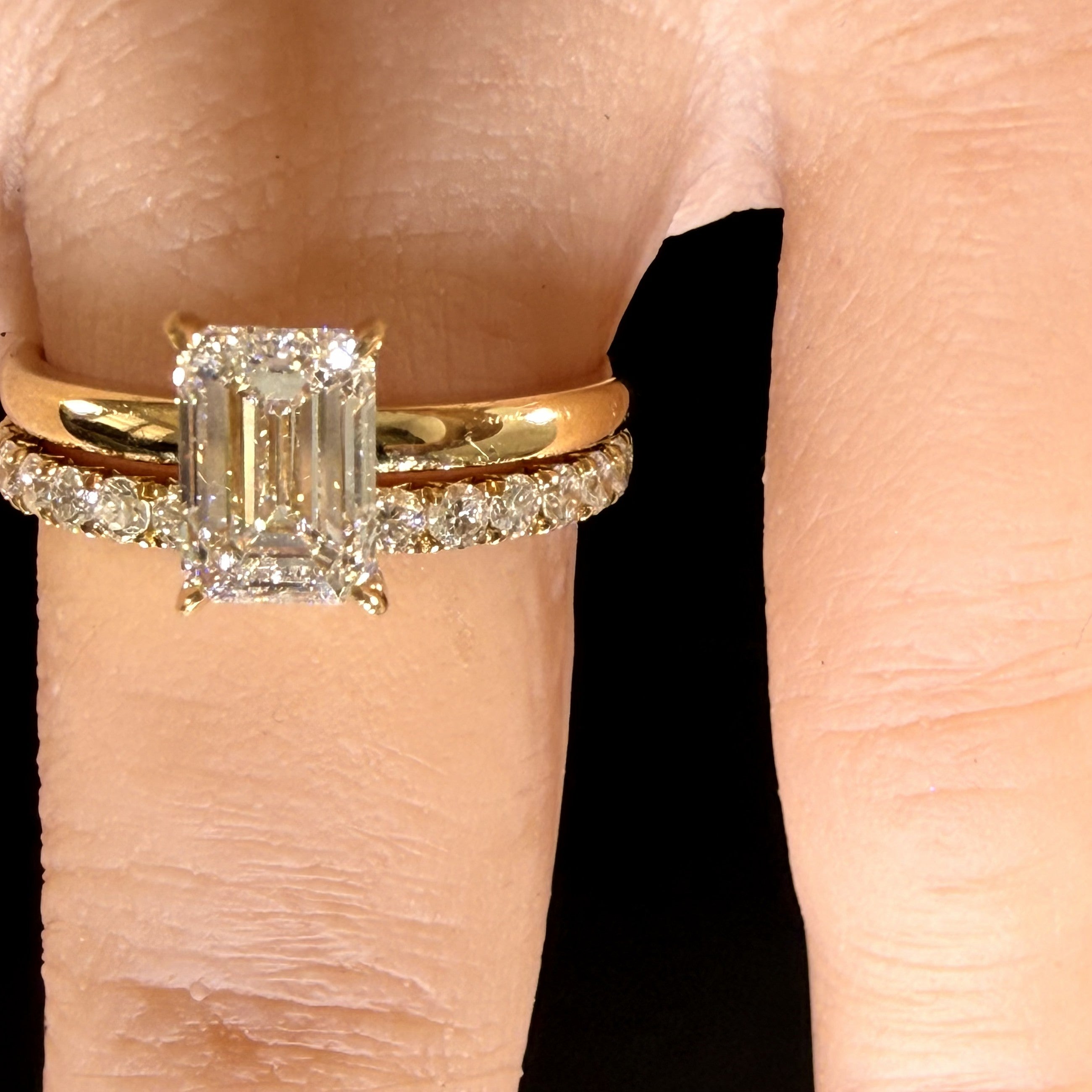 Elongated Emerald Cut Lab Grown Diamond Engagement Ring | 1.5ct IGI Certified | 14K Yellow Gold