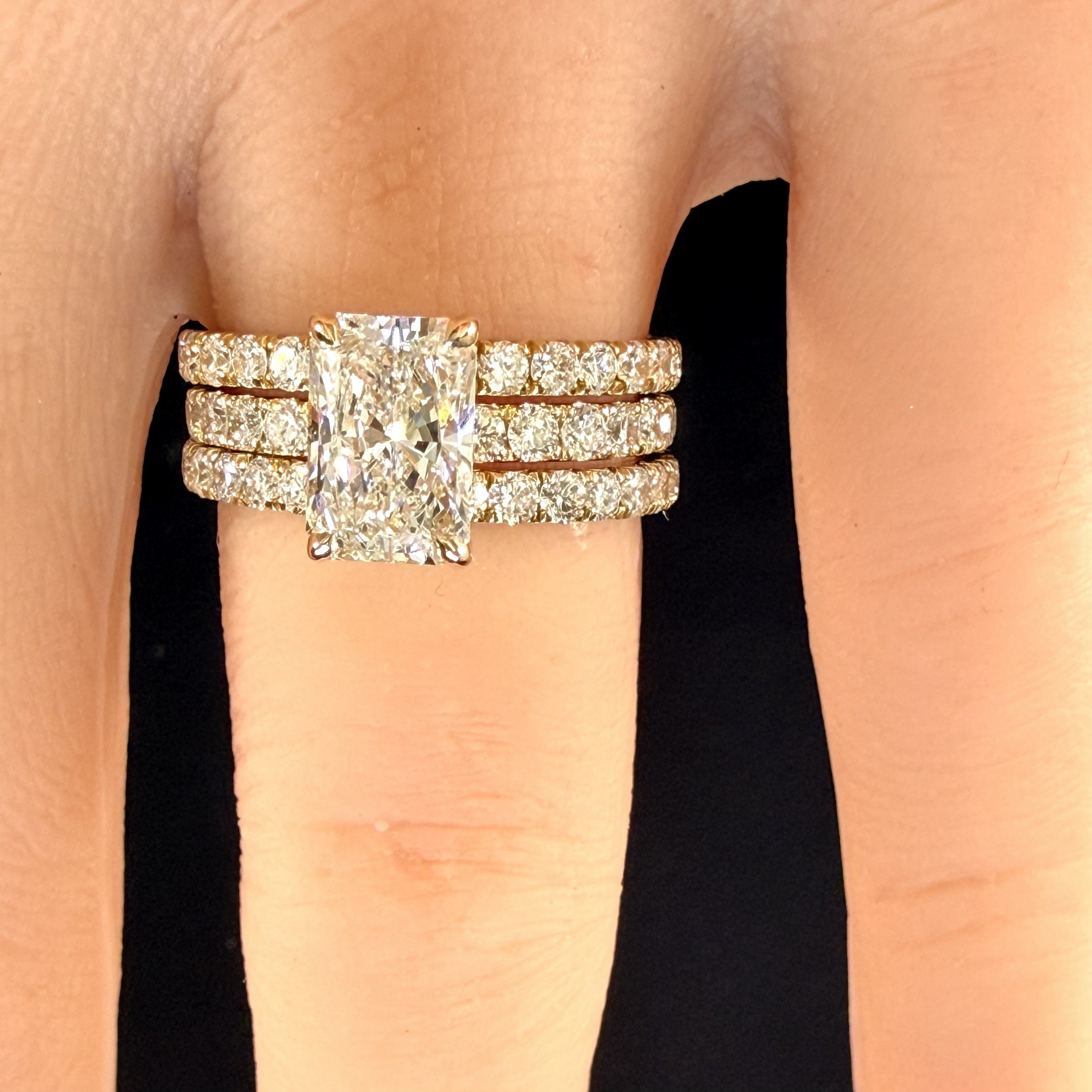 Radiant Cut Lab Grown Diamond Engagement Ring | 2.27ct IGI Certified | 14K Yellow Gold