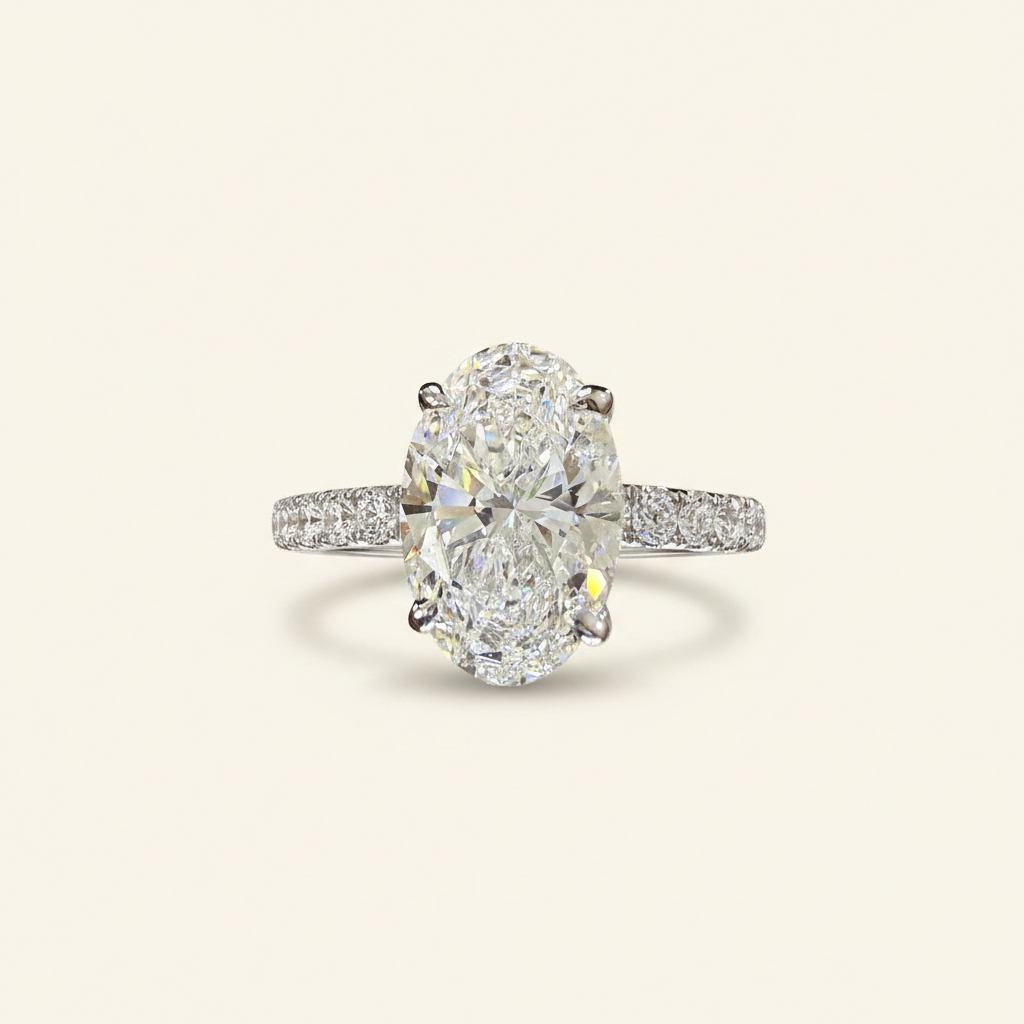 14K white gold oval diamond ring detail