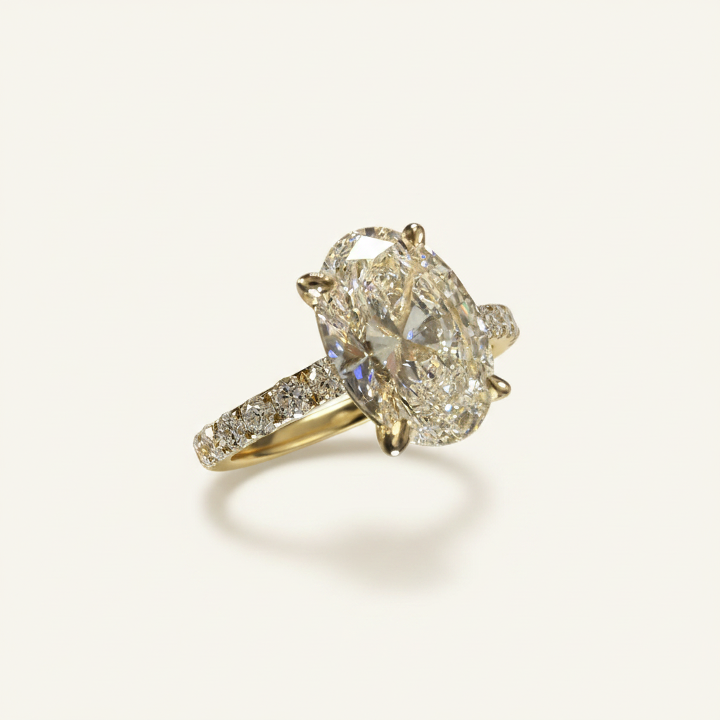 Oval lab-grown diamond pavé ring profile