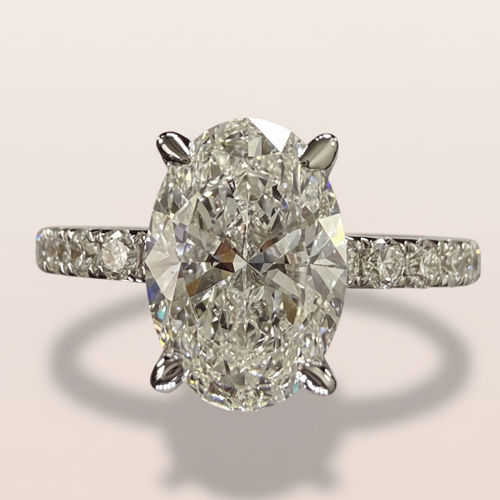 Oval pavé ring 1