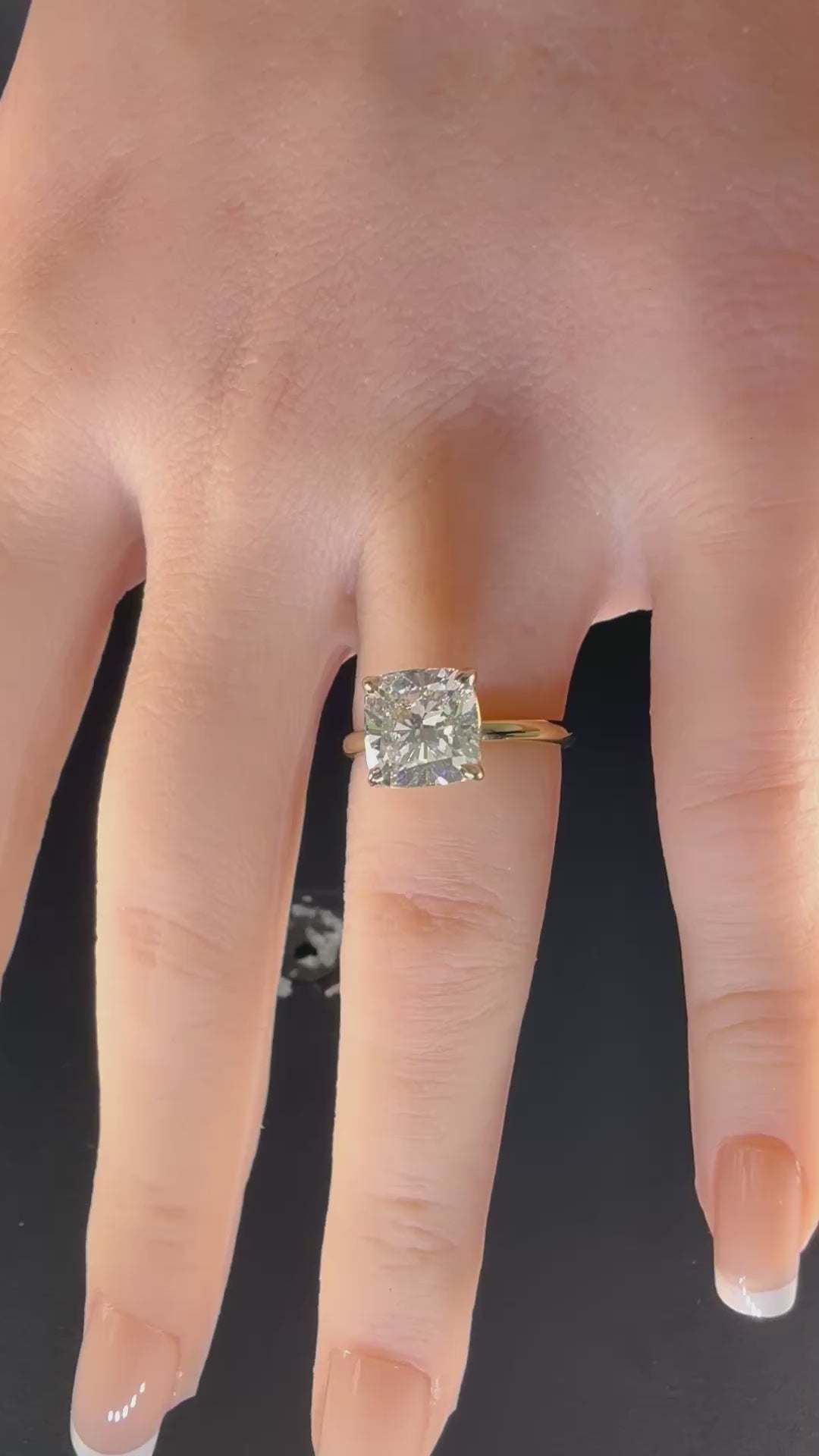 3.00ct Cushion-Cut Lab Diamond Solitaire Engagement Ring | 14K Yellow Gold | D/VS1 IGI Certified