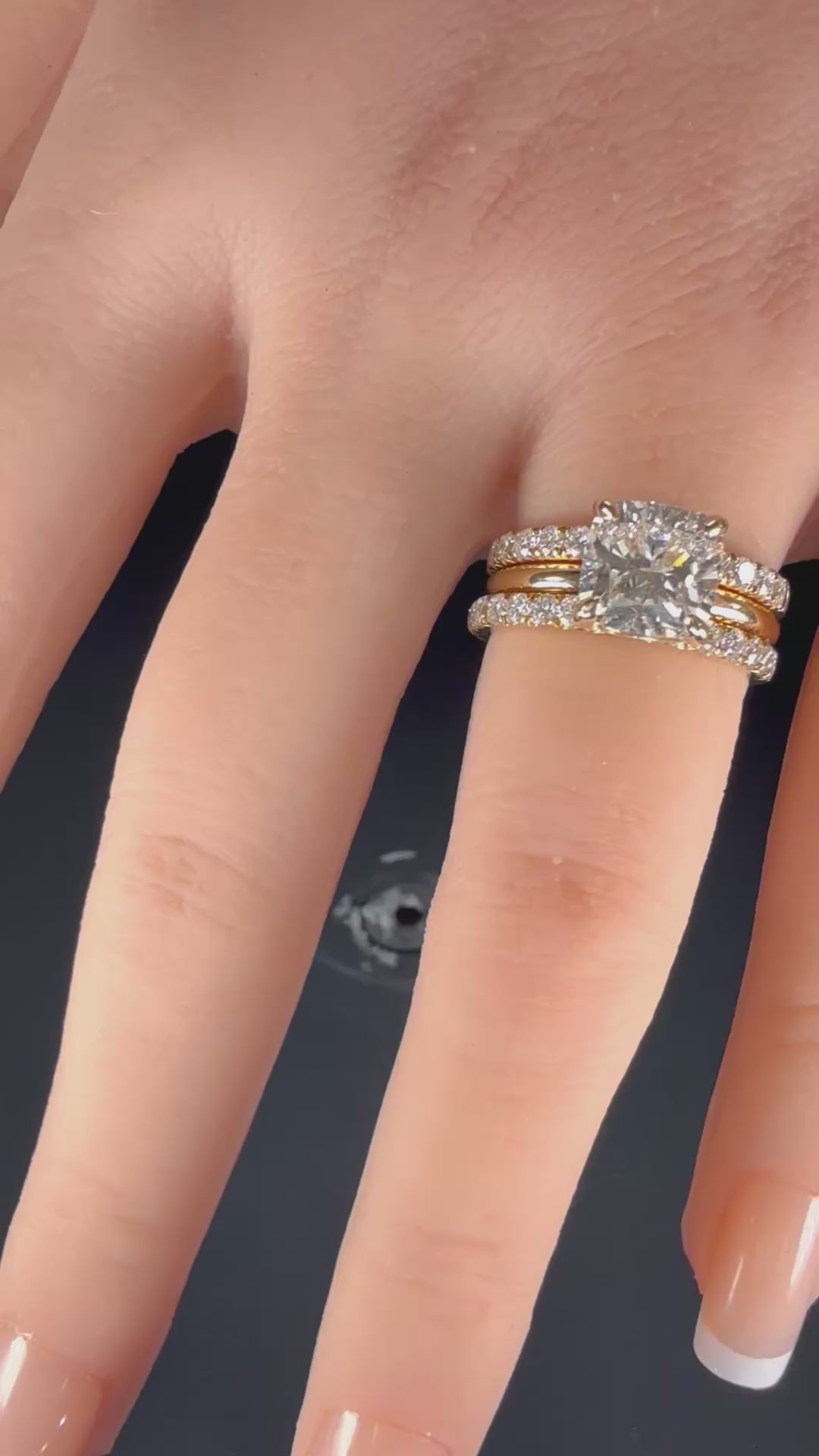2ct Cushion Lab Diamond Solitaire Engagement Ring | D/VS1 IGI | 14K Yellow Gold