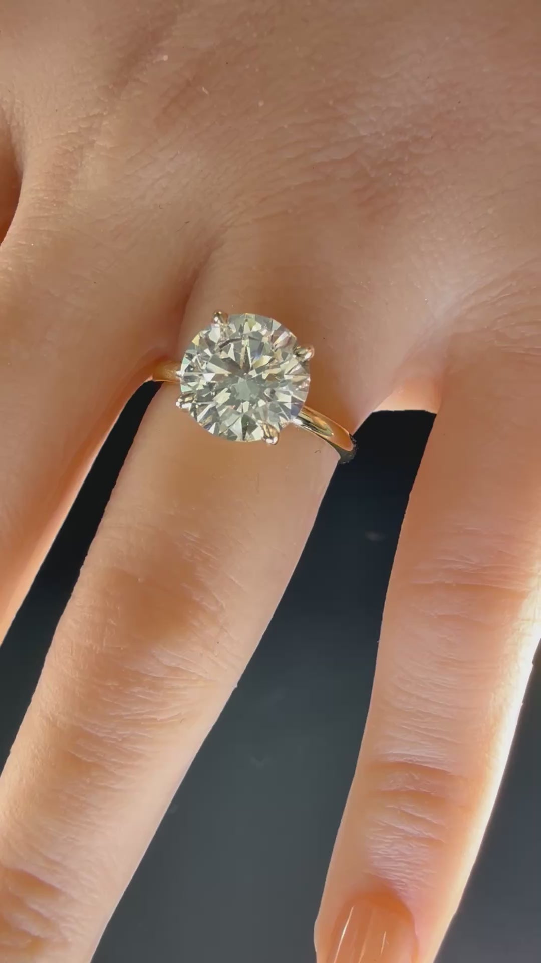 3.00ct Round D/VS1 Lab-Grown Diamond Solitaire Engagement Ring | 14K Yellow Gold | IGI Cert.